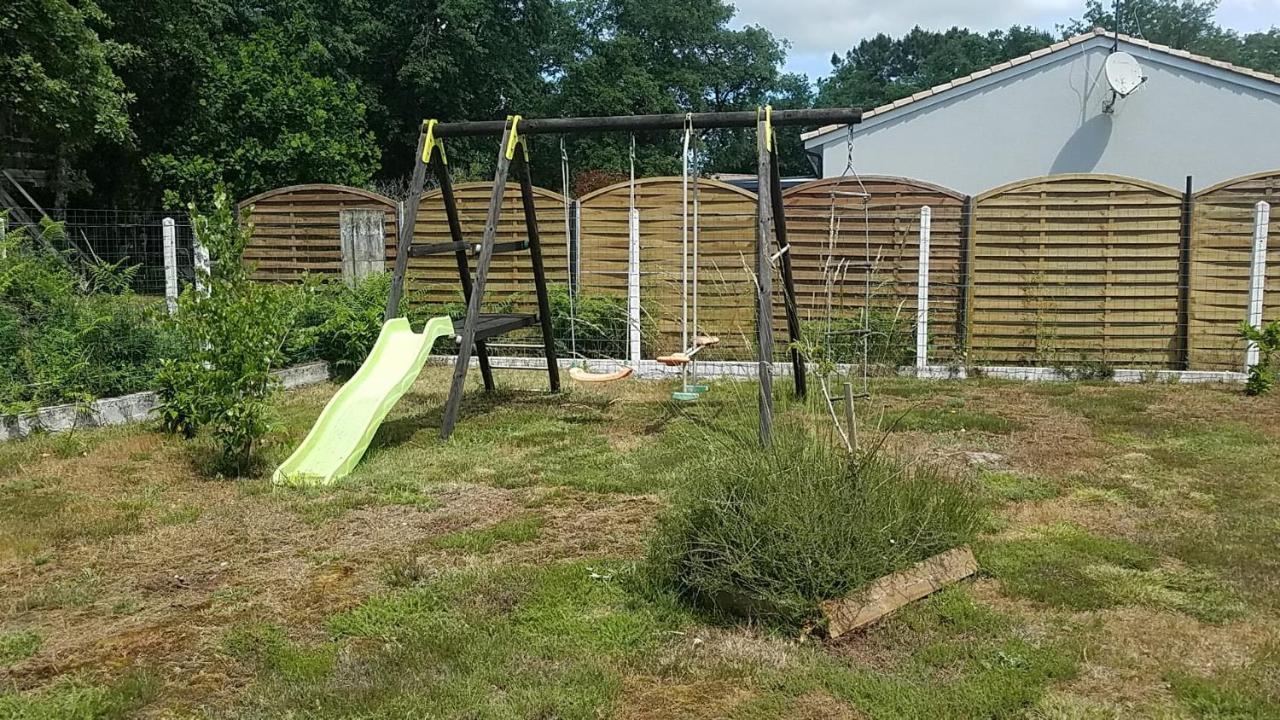 Вілла Maison Neuve Au Calme Avec Jardin Gaillan-en-Medoc Екстер'єр фото