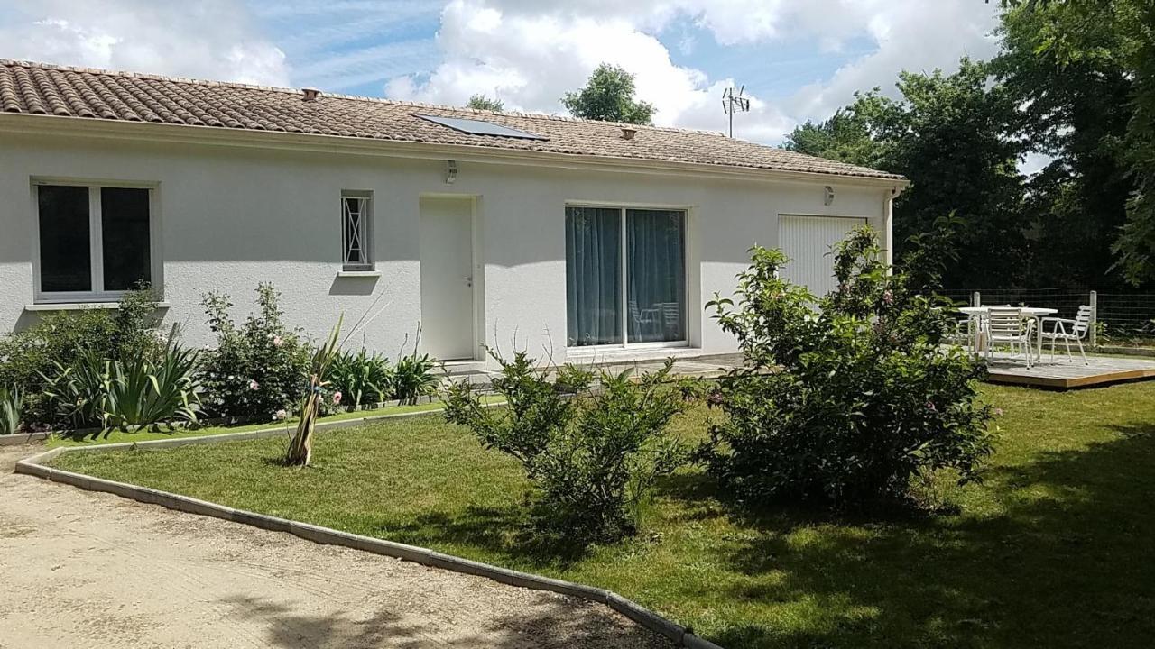 Вілла Maison Neuve Au Calme Avec Jardin Gaillan-en-Medoc Екстер'єр фото