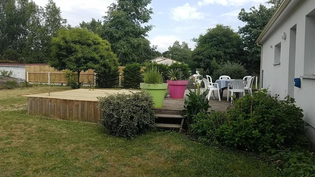 Вілла Maison Neuve Au Calme Avec Jardin Gaillan-en-Medoc Екстер'єр фото