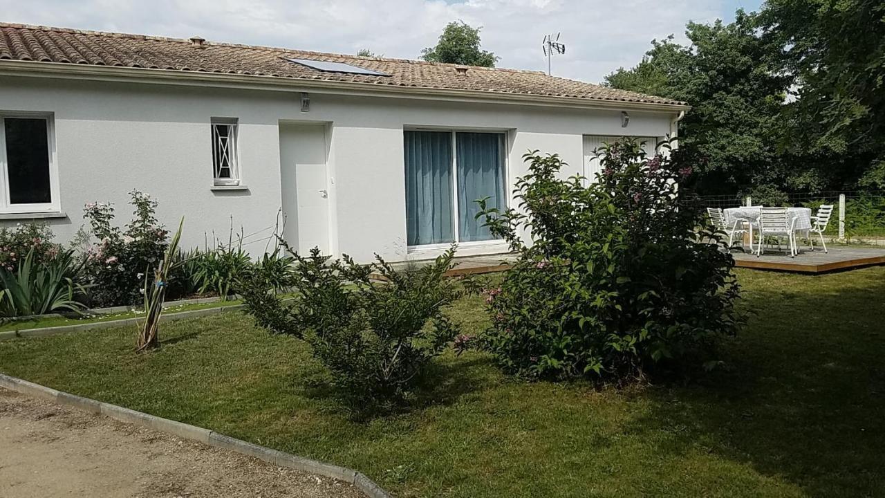 Вілла Maison Neuve Au Calme Avec Jardin Gaillan-en-Medoc Екстер'єр фото