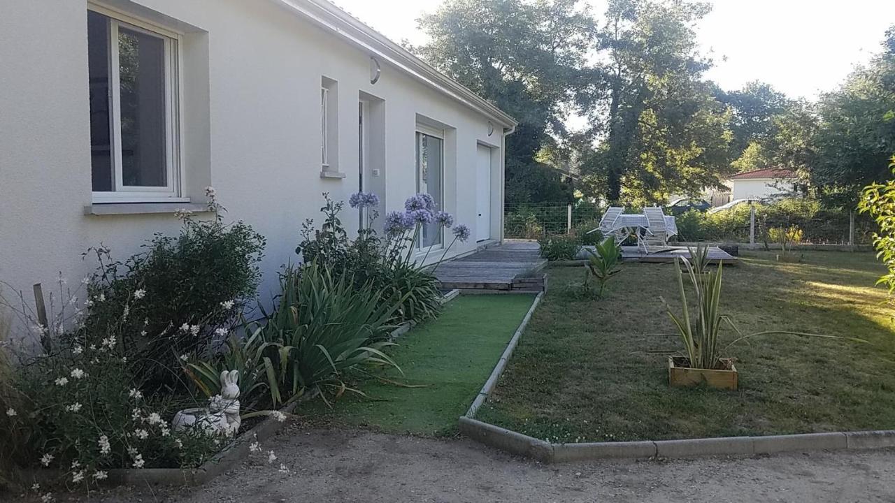 Вілла Maison Neuve Au Calme Avec Jardin Gaillan-en-Medoc Екстер'єр фото